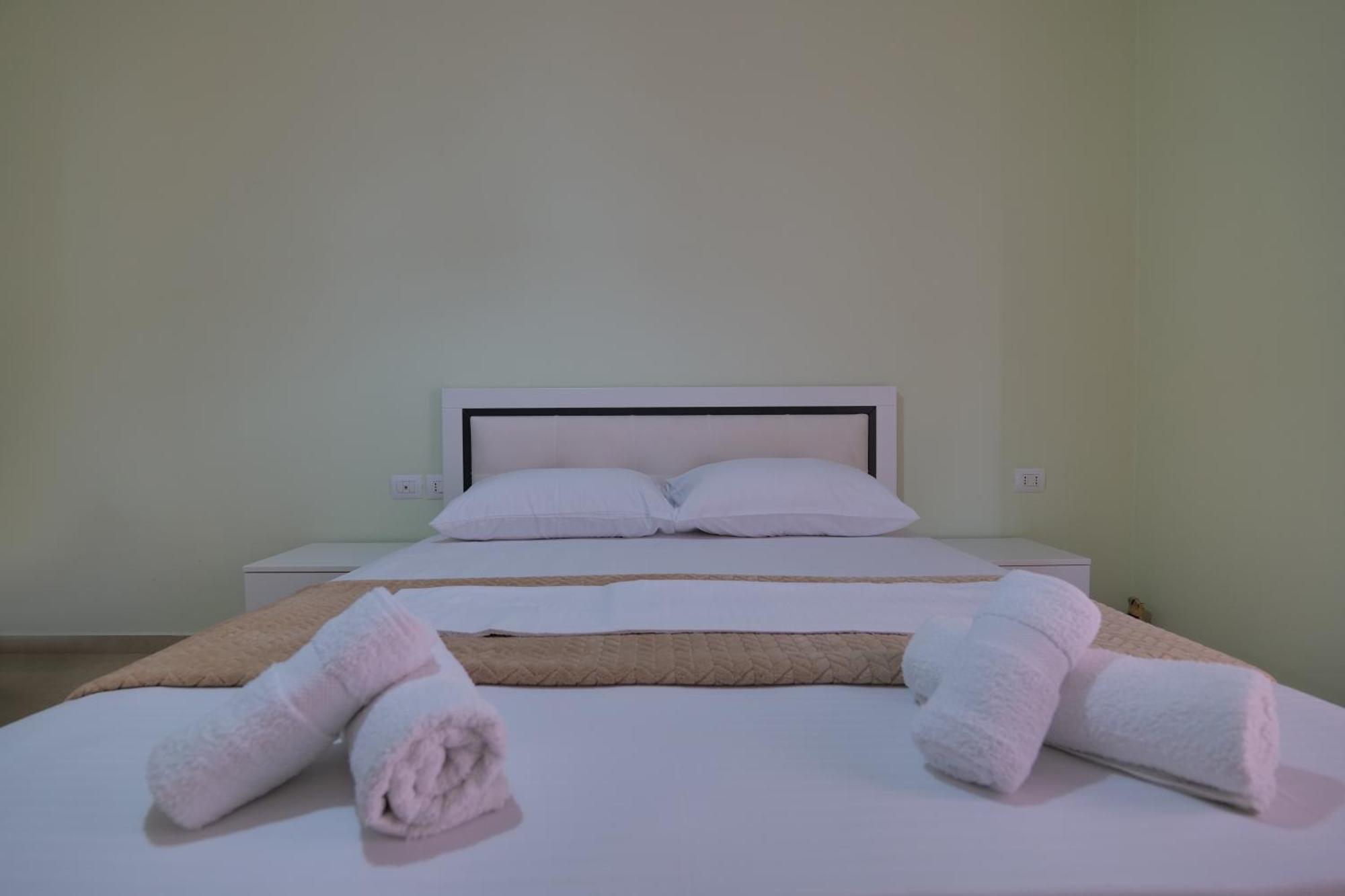 Noel Sea View Apartments Sarandë 외부 사진