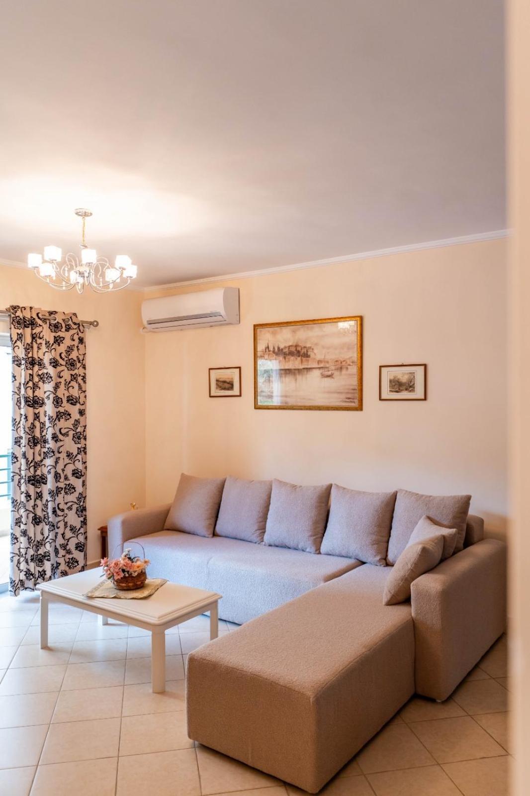 Noel Sea View Apartments Sarandë 외부 사진